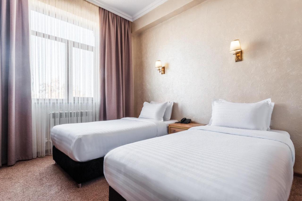 Western Suites Hotel 塔什干 外观 照片