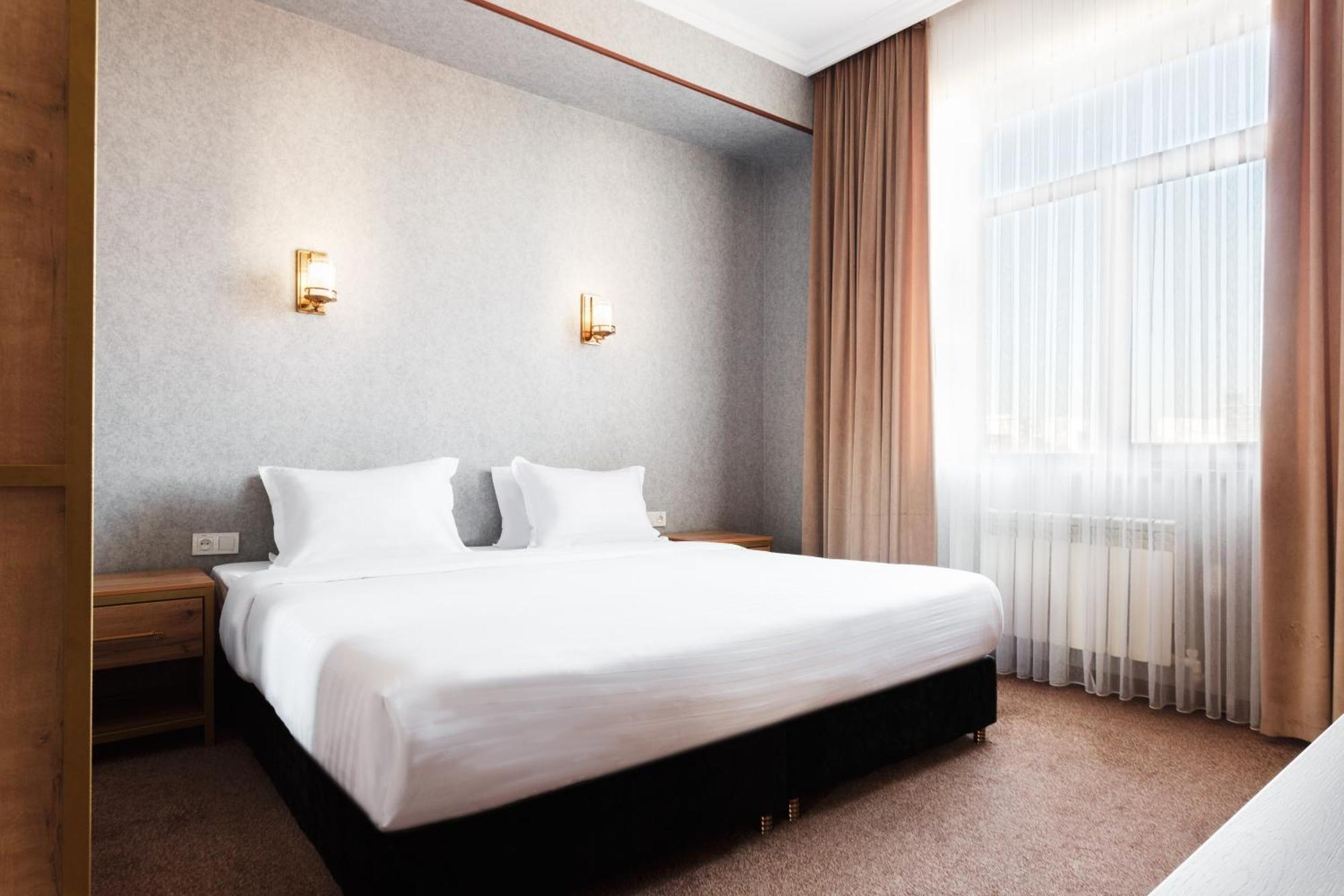 Western Suites Hotel 塔什干 外观 照片