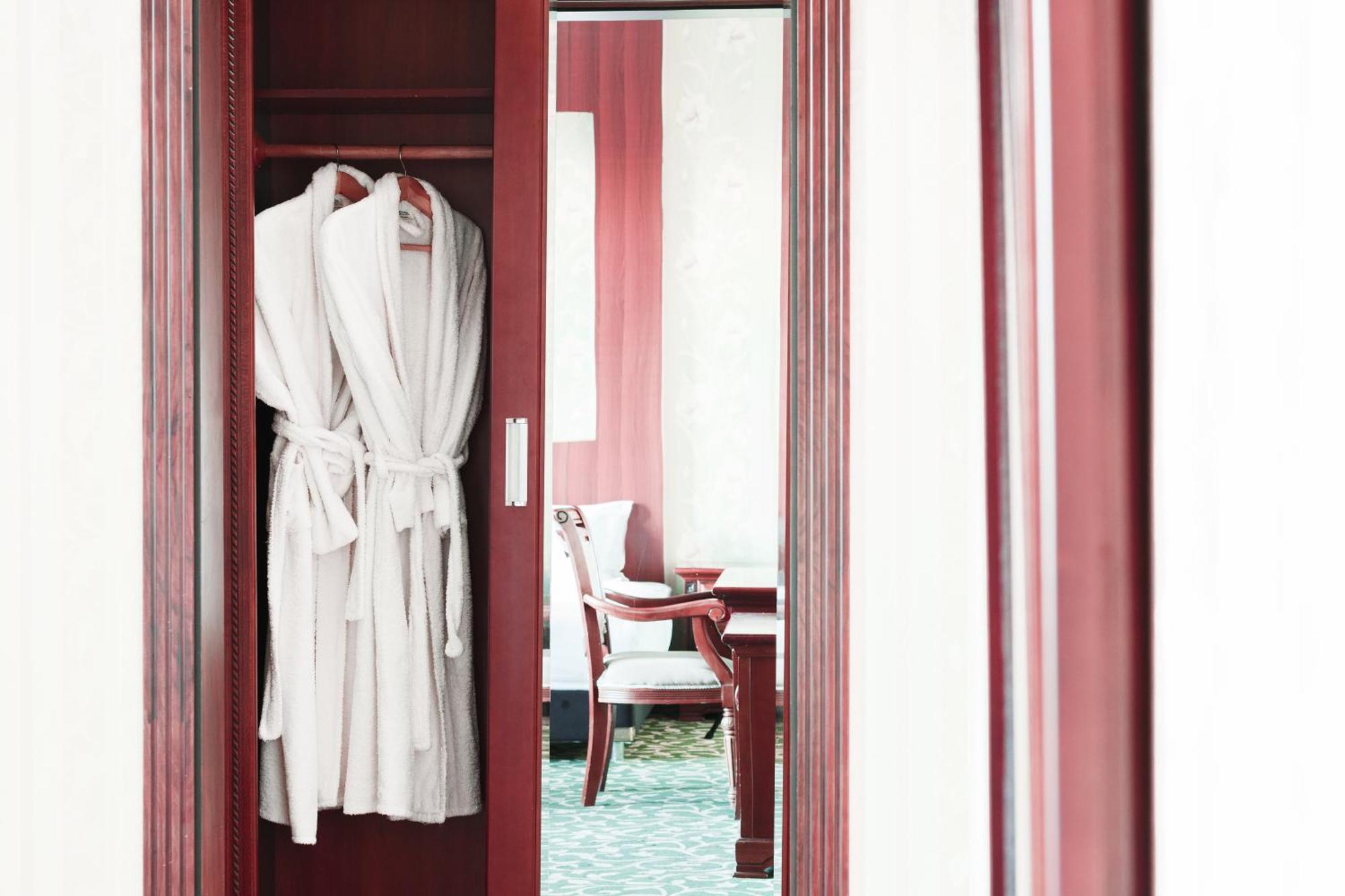 Western Suites Hotel 塔什干 外观 照片